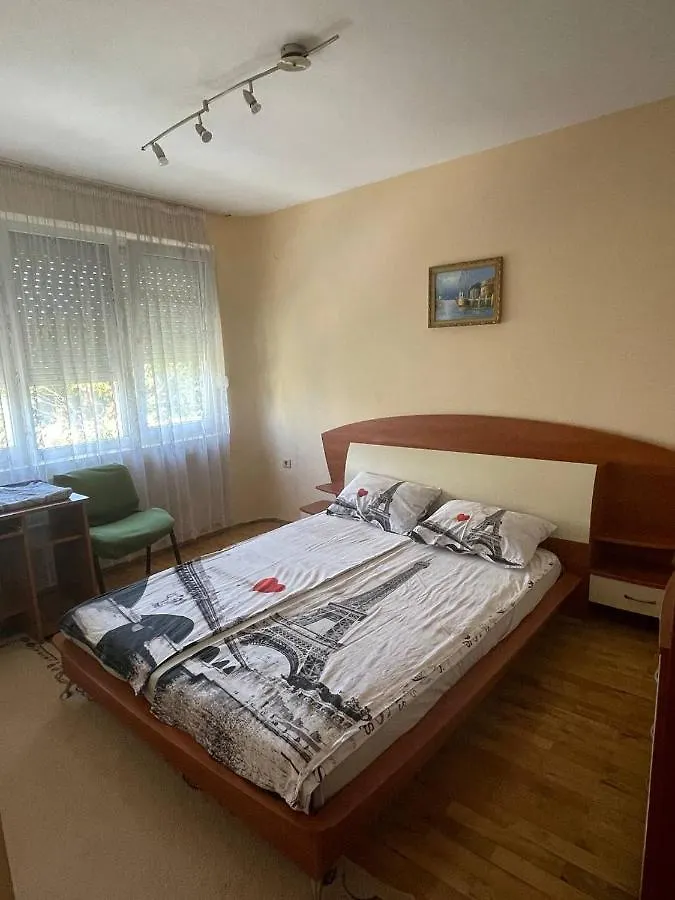 Апартамент Костадинови Apartment Varna